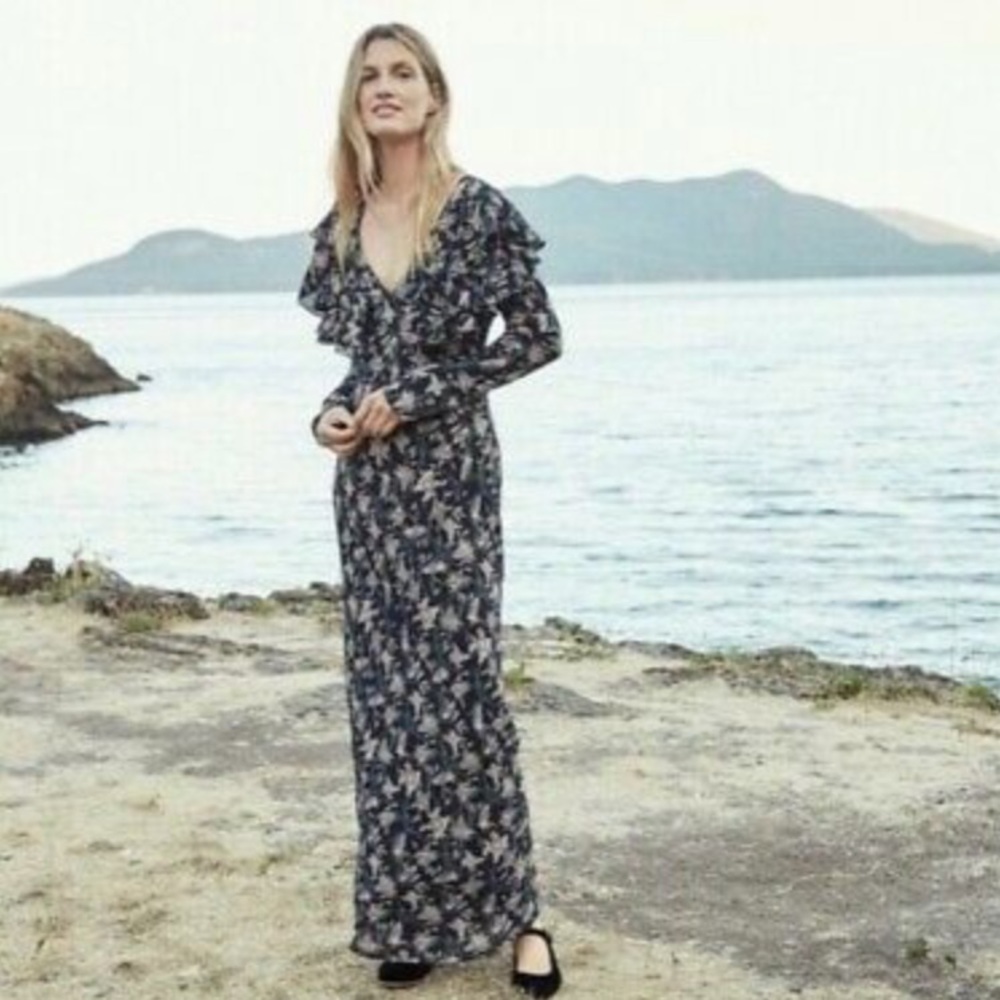Doen Whistler Dress in Black Lilium